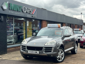 2009 Porsche Cayenne 3.0 Tdi V6 in Grey — image 3