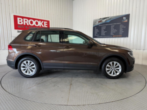 2017 Volkswagen Tiguan 1.5 Tsi Evo S Euro 6 (s/s) 5dr in Brown — image 5