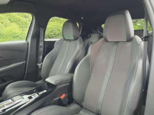 2024 Peugeot 208 1.2 Gt Hatchback 5dr Petrol Hybrid E-Dsc6 Euro 6 (s/s) (136 Ps) in Grey — image 3