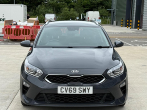 2019 Kia Ceed 1.6 Crdi 2 Nav Sportswagon Euro 6 (s/s) 5dr in Grey — image 3