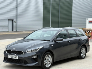 2019 Kia Ceed 1.6 Crdi 2 Nav Sportswagon Euro 6 (s/s) 5dr in Grey — image 4