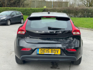2015 Volvo V40 1.6 D2 Se Nav Euro 5 (s/s) 5dr in Black — image 6