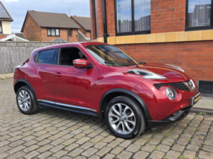 2015 Nissan Juke 1.2 Dig-T Tekna in Red — image 2