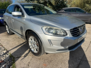2013 Volvo Xc60 2.0 D4 Se Lux in Silver — image 2