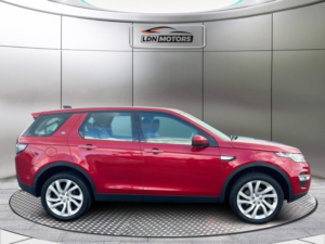 2017 Land Rover Discovery Sport 2.0 Td4 Hse Luxury Auto 4WD Euro 6 (s/s) 5dr in Red — image 5