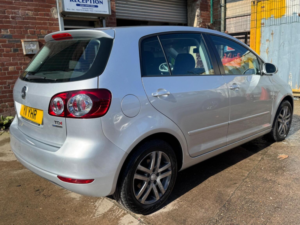 2011 Volkswagen Golf Plus 1.6 Tdi Se DSG Euro 5 5dr in Silver — image 2