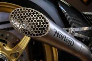 2025 Norton V4 Sv * Le Carbon - 60 Miles From New - Stunning!* in Black — image 6