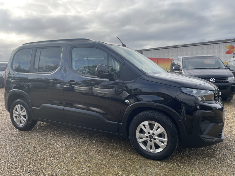 2025 Peugeot Rifter Wheelchair Accessible Vehicle 1.5 Rifter Standard Allure 1.5l Bluehdi 100 S&s [wav] in Black — image 1