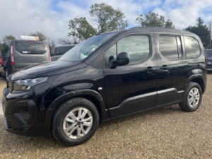 2025 Peugeot Rifter Wheelchair Accessible Vehicle 1.5 Rifter Standard Allure 1.5l Bluehdi 100 S&s [wav] in Black — image 5