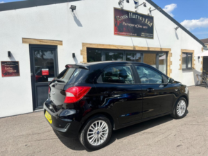 2019 Ford Ka+ 1.2 Ti-Vct Zetec Euro 6 (s/s) 5dr in Black — image 5