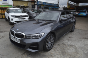 2020 BMW 3 Series 2.0 330e M Sport Saloon in Grey — image 3