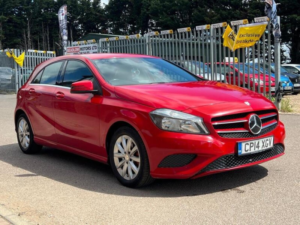 2014 Mercedes-Benz A Class 1.6 A180 Se Euro 6 (s/s) 5dr in Red — image 3