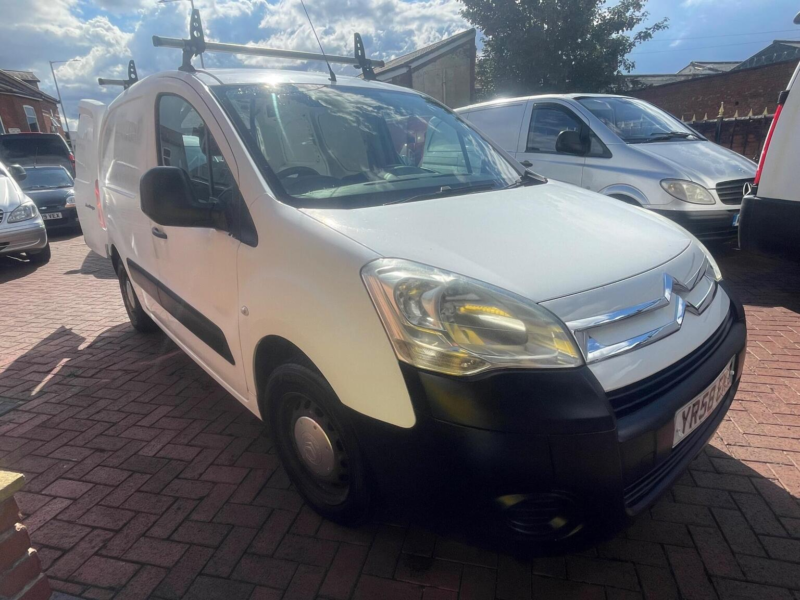 2008 Citroen Berlingo 1.6 Hdi 625 Lx L1 5dr in White — image 1