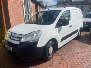 2008 Citroen Berlingo 1.6 Hdi 625 Lx L1 5dr in White — image 2