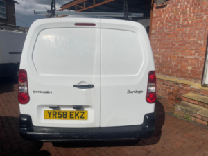 2008 Citroen Berlingo 1.6 Hdi 625 Lx L1 5dr in White — image 6