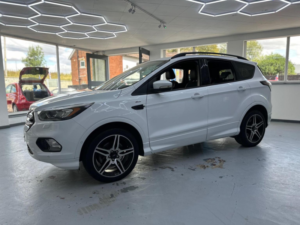 2016 Ford Kuga 2.0 Tdci Ecoblue St-Line Euro 6 (s/s) 5dr in White — image 2