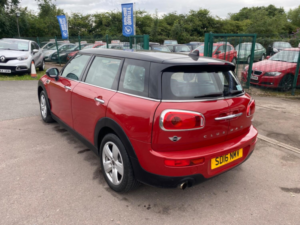 2016 MINI Clubman 2.0 Cooper D **facelift Model**£20 Road Tax ** Sat Nav* *last Lady Owner 7 Years * in Red — image 6