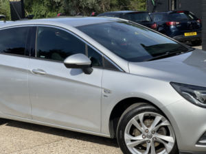 2016 Vauxhall Astra 1.4 I Sri in Silver — image 5