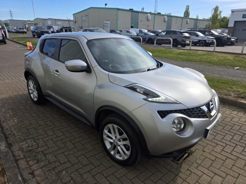 2016 Nissan Juke 1.6 N-Connecta in Silver — image 1