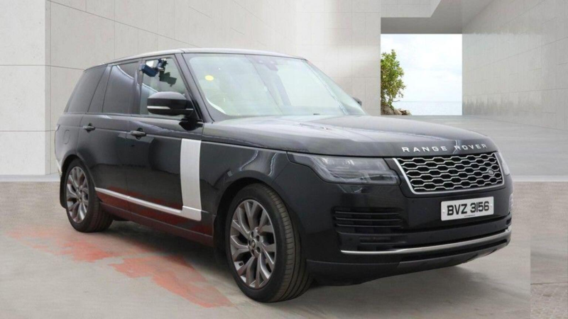 2020 Land Rover Range Rover 3.0 Sd V6 Westminster Auto 4WD Euro 6 (s/s) 5dr in Black — image 1