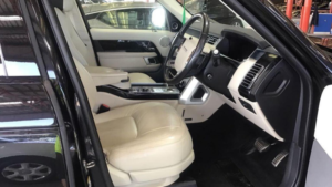 2020 Land Rover Range Rover 3.0 Sd V6 Westminster Auto 4WD Euro 6 (s/s) 5dr in Black — image 2