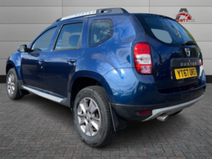 2017 Dacia Duster 1.5 Laureate Dci 110 4x4 in Blue — image 3