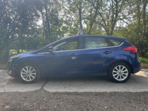 2018 Ford Focus 1.0t Ecoboost Titanium Hatchback 5dr Petrol Manual Euro 6 (s/s) (125 Ps) in Blue — image 5