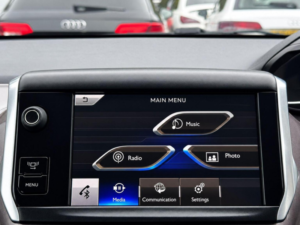 2014 Peugeot 2008 1.6 E-Hdi Active Euro 5 (s/s) 5dr in Blue — image 4