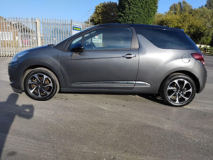 2016 Ds Automobiles Ds 3 1.6 Bluehdi Elegance in Grey — image 4