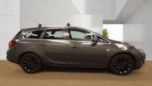 2014 Vauxhall Astra 1.6 16v Elite Sports Tourer Auto Euro 5 5dr in Grey — image 5