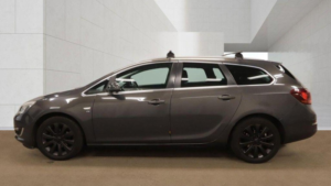 2014 Vauxhall Astra 1.6 16v Elite Sports Tourer Auto Euro 5 5dr in Grey — image 6