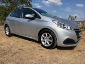 2018 Peugeot 208 1.2 Puretech Active Euro 6 (s/s) 5dr in Silver — image 3