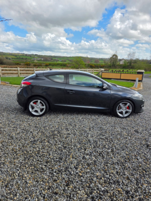 2014 Renault Megane 1.5 Dci Energy Dynamique Tomtom Coupe 3dr Diesel Manual Euro 5 (s/s) (110 Ps) in Grey — image 5