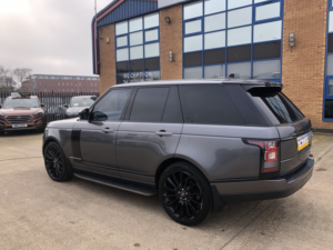 2015 Land Rover Range Rover 4.4 Sd V8 Vogue Se in Grey — image 6