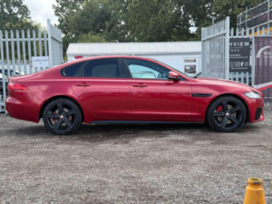 2016 Jaguar Xf 3.0d V6 S Auto Euro 6 (s/s) 4dr in Red — image 4