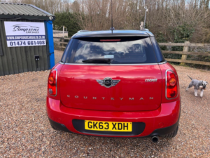 2013 MINI Countryman 1.6 Cooper Euro 6 (s/s) 5dr in Red — image 5