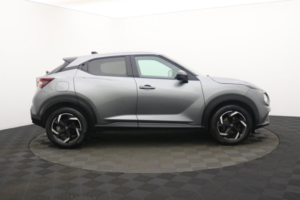 2022 Nissan Juke 1.0 Dig-T N-Connecta SUV 5dr Petrol Dct Auto Euro 6 (s/s) (114 Ps) in Grey — image 2