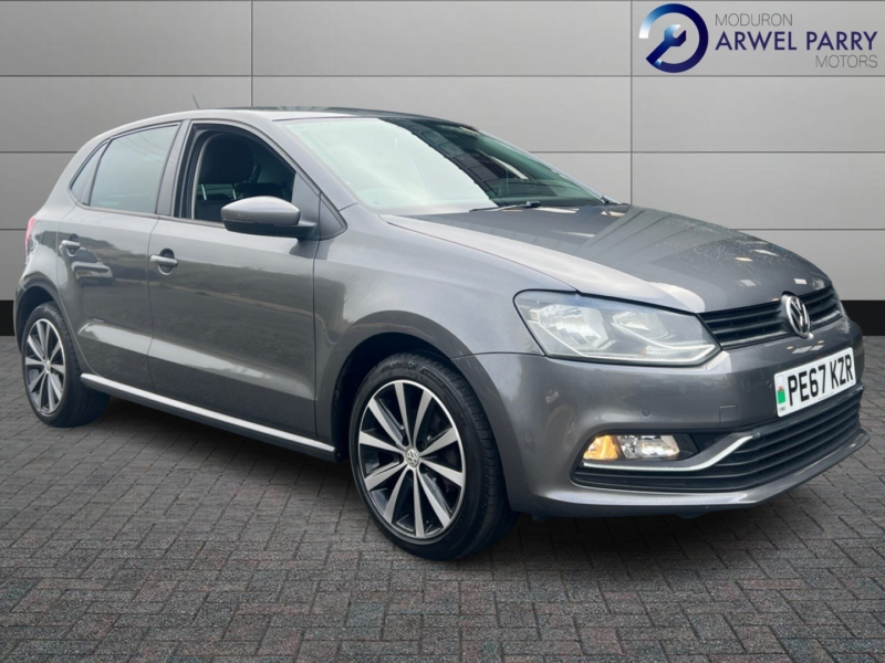 2017 Volkswagen Polo 1.2 Tsi Match Edition in Grey — image 1