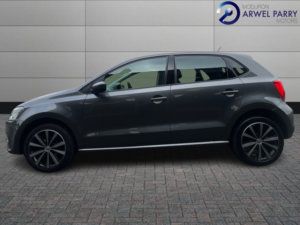 2017 Volkswagen Polo 1.2 Tsi Match Edition in Grey — image 4