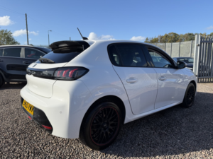 2020 Peugeot 208 1.2 Puretech Allure in White — image 2