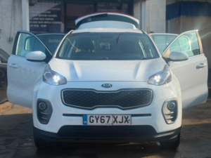 2017 Kia Sportage 1.6 Gdi 1 Euro 6 (s/s) 5dr in White — image 6