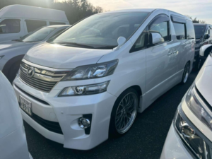 2013 Toyota Vellfire 2.4 Z 5dr 7 Seats in White — image 6
