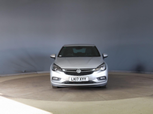 2017 Vauxhall Astra 1.0i Turbo Ecoflex Sri Nav Euro 6 (s/s) 5dr in Silver — image 2