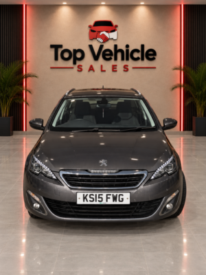 2015 Peugeot 308 Sw 1.6 Hdi Allure in Grey — image 4