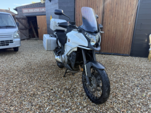 2020 Honda Vfr1200x Crosstourer in White — image 3