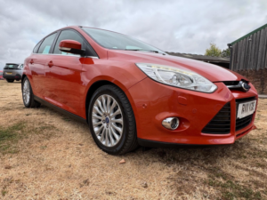 2011 Ford Focus 1.6 Tdci Titanium X Euro 5 (s/s) 5dr in Red — image 3