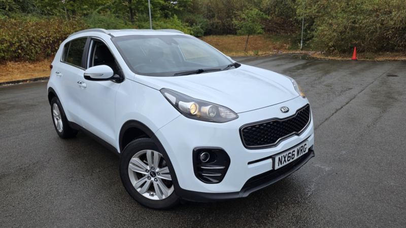 2016 Kia Sportage 1.6 Gdi 2 in White — image 1