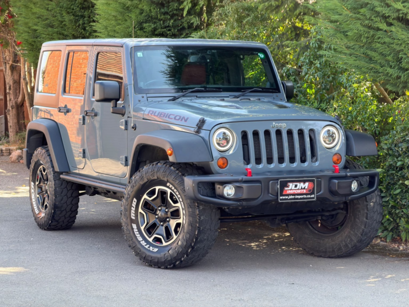 2013 Jeep Wrangler 3.6l Rubicon 10th Anniversary Edition in Grey — image 1