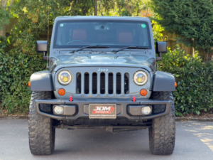 2013 Jeep Wrangler 3.6l Rubicon 10th Anniversary Edition in Grey — image 2