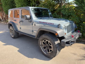 2013 Jeep Wrangler 3.6l Rubicon 10th Anniversary Edition in Grey — image 6